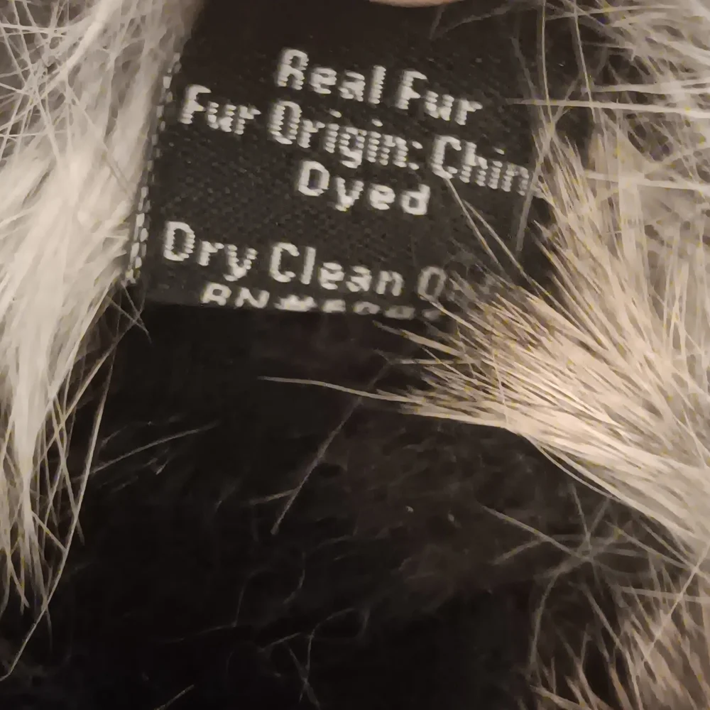 Elegant Rabbit Fur Earmuffs - Black and Gray - Picture 11 of 15